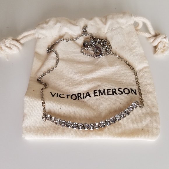 NEW! Victoria Emerson Crystal Bar Necklace - Picture 4 of 5